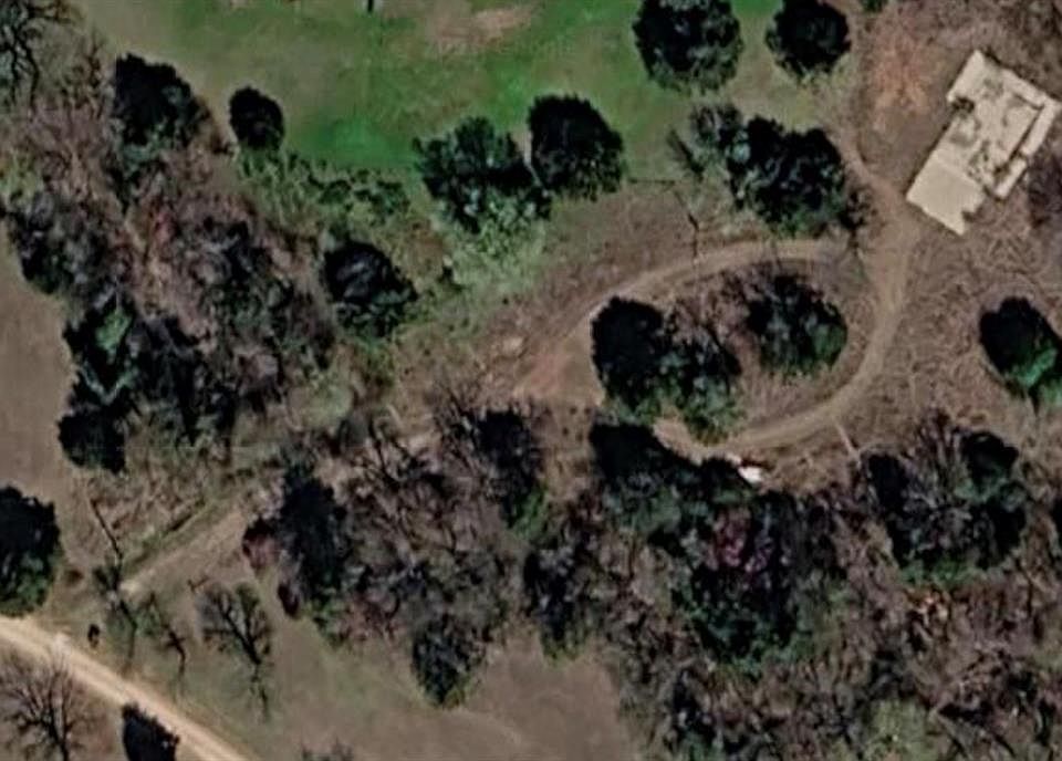 1st image of Ladd Ave