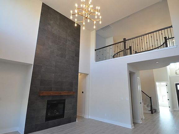 4th image of 628 Altea Dr