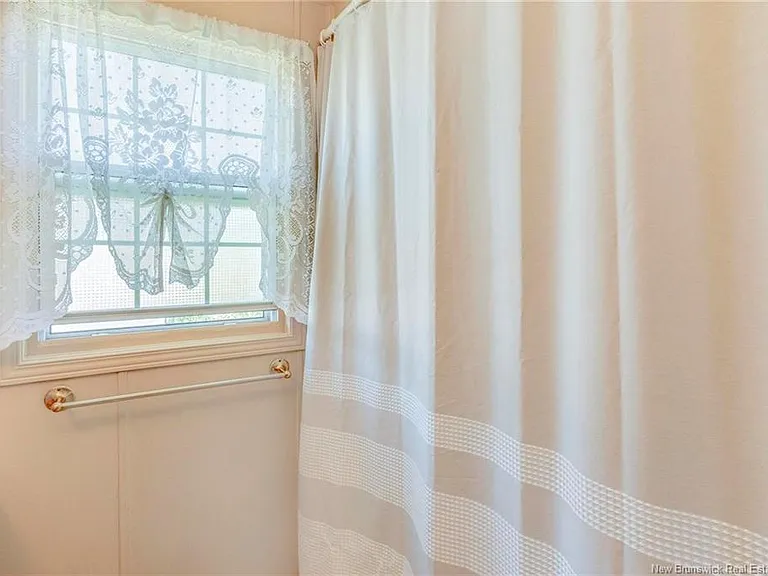 29 Gerald Blvd — Photo 19