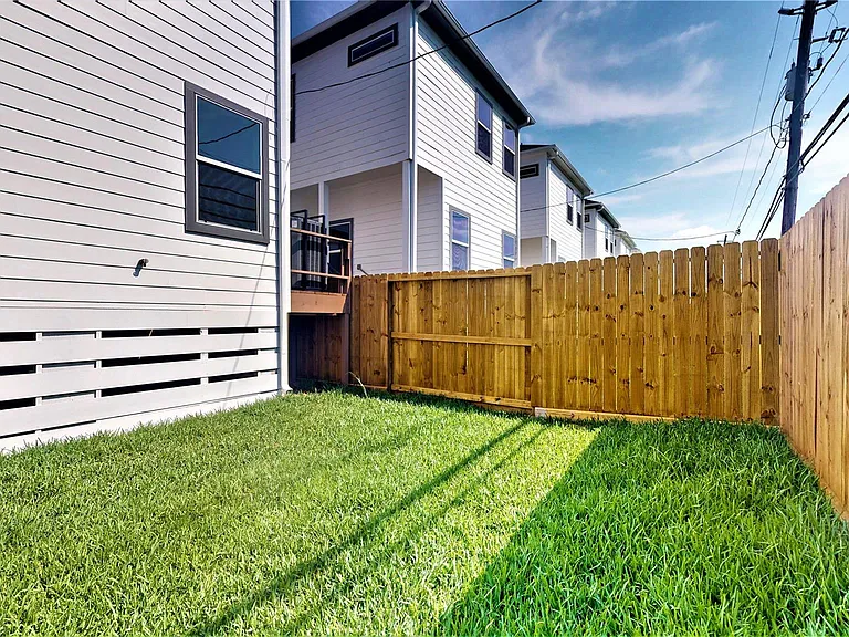 12260 Kirkgard — Photo 46