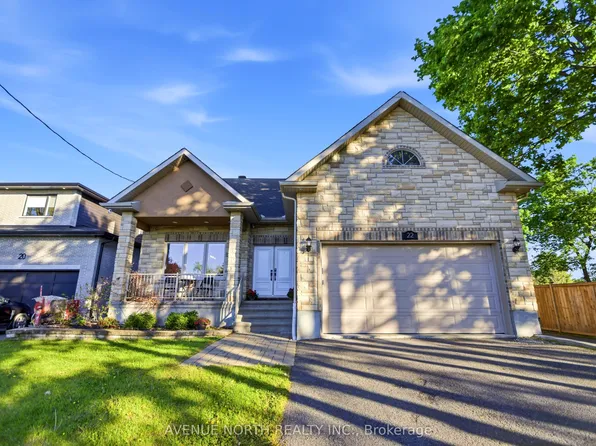 22 Kemp Dr, Ottawa, ON K1T 3W9