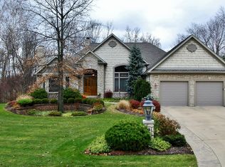 409 Stonebridge Dr, Amherst, OH 44001
