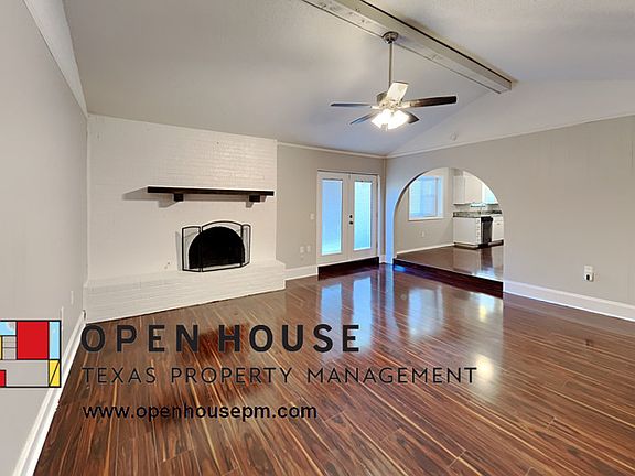4th image of 2304 Warwick Ct