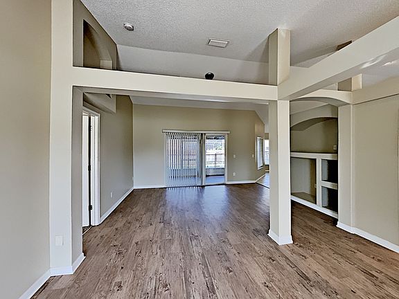 4th image of 1202 Voyager St