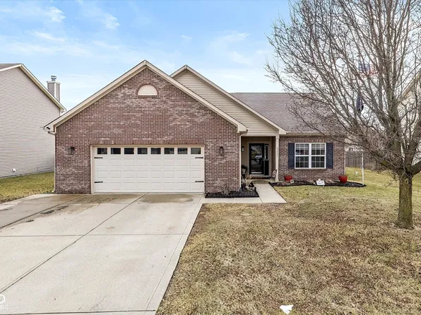 8457 Templederry Dr, Brownsburg, IN 46112