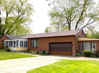 108 Campus Dr E, Buffalo, NY 14226