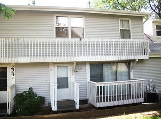 224 Foxhead Ct UNIT B, Bolingbrook, IL 60440