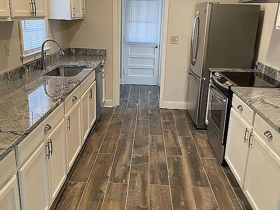 Newly Remodeled Kitchen