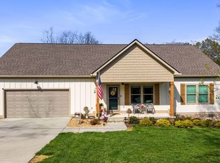 7419 Private Ln, Ooltewah, TN 37363