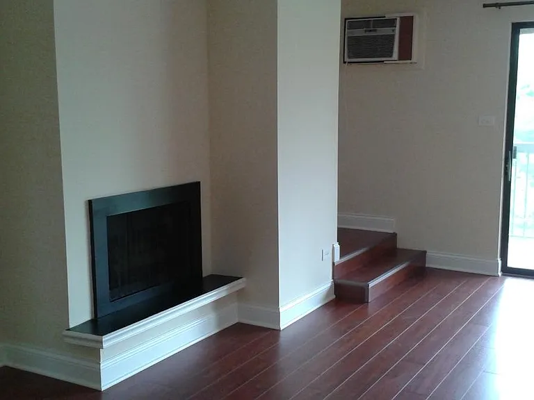 829 S Dwyer Ave #E — Photo 1