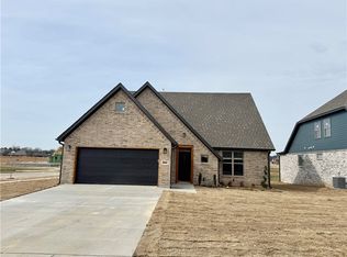 2904 SW Little Elm Loop, Bentonville, AR 72713