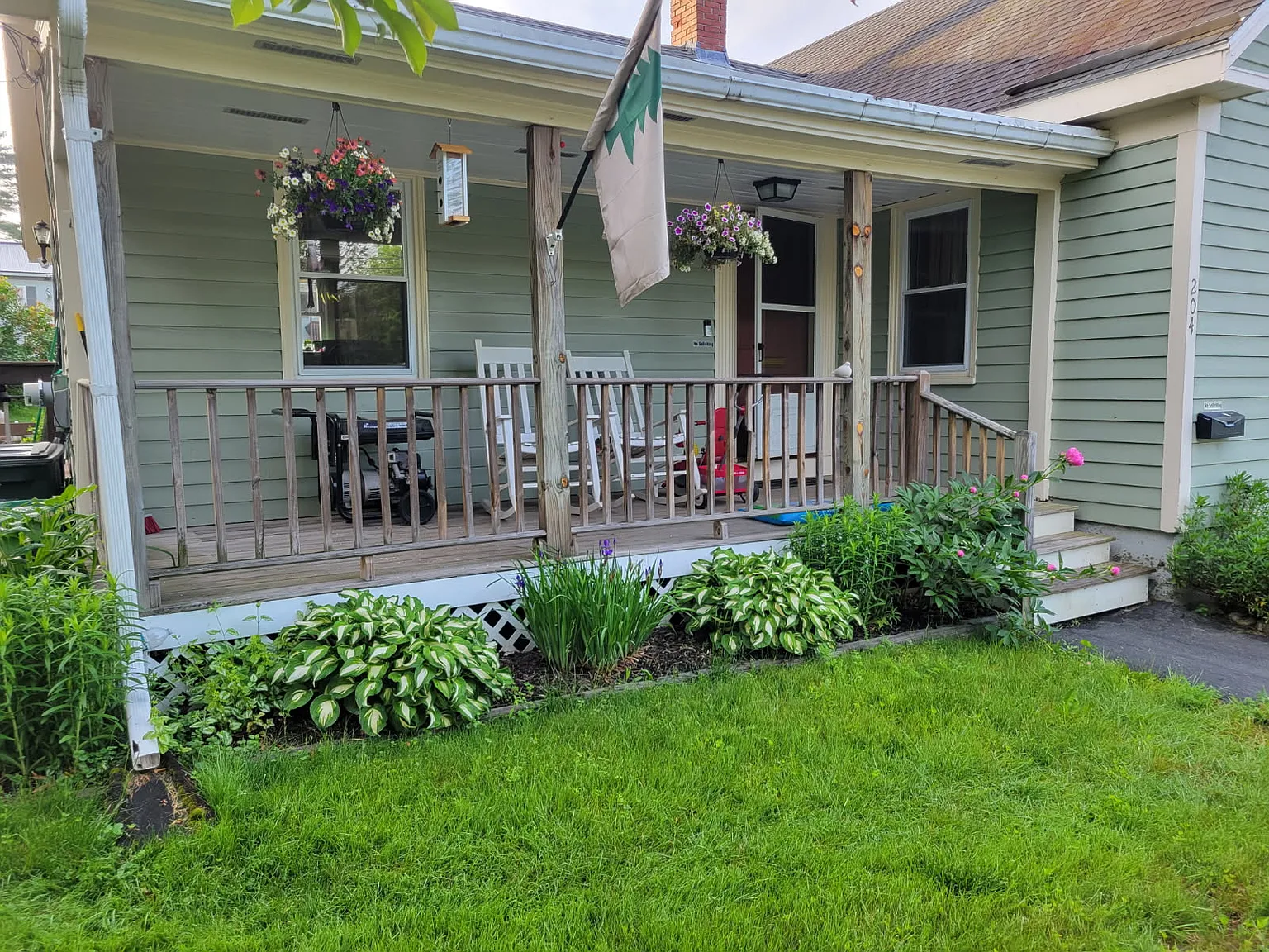 2 bed, 1351 sqft, $2,700 — Photo 2