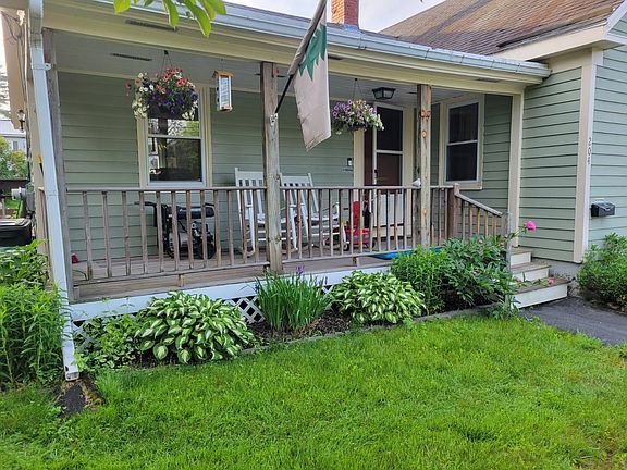 2nd image of 204 Saco St