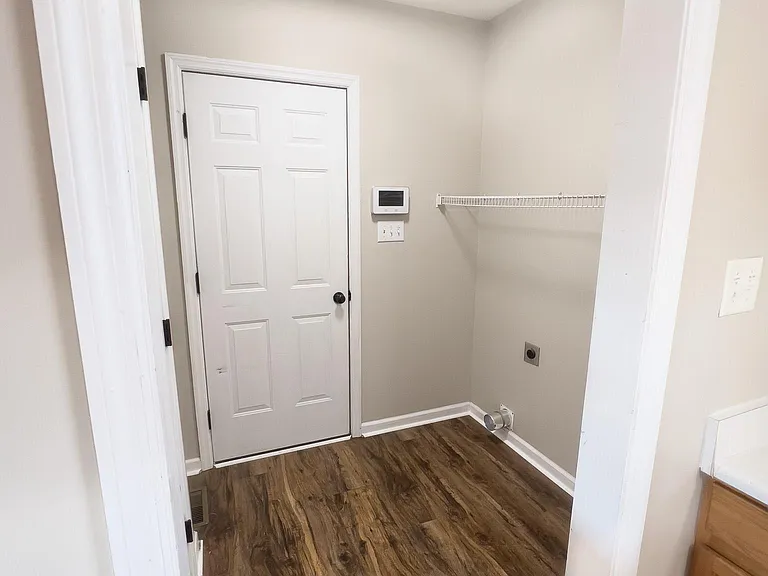 5204 Ahoskie Dr — Photo 15