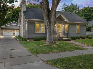 134 N Van Buren St, Stoughton, WI 53589