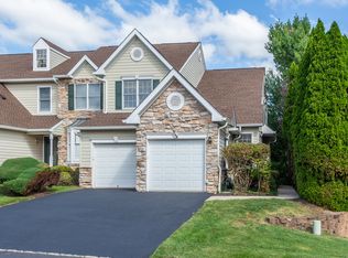 268 Patriot Hill Dr, Basking Ridge, NJ 07920