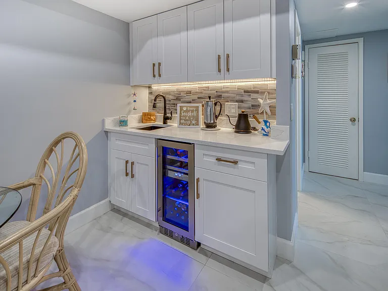 3230 S Ocean Blvd #E-609 — Photo 5