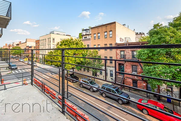 Rented by Rennit Inc. | media 2