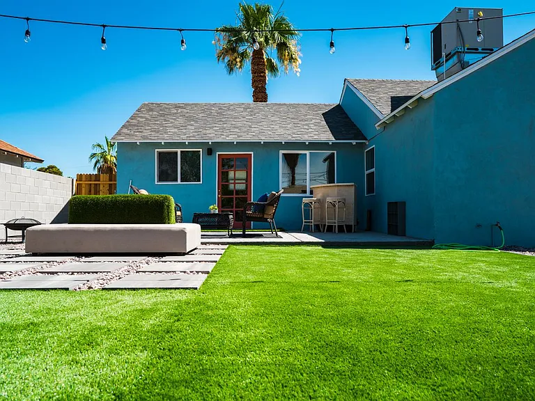 1021 Bracken Ave — Photo 14
