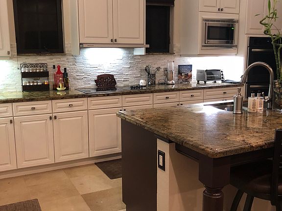 4th image of 9537 Exbury Ct