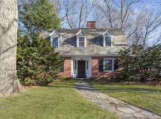 14 Plymouth Rd, West Hartford, CT 06119