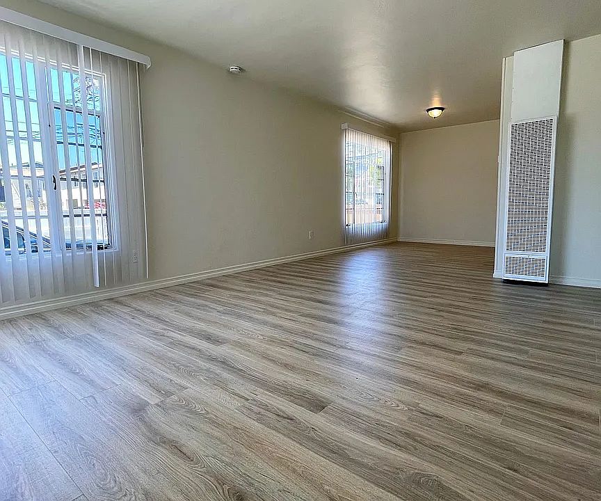 1st image of 3028 Poe St