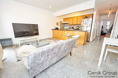 Rented by Genik Group Corp