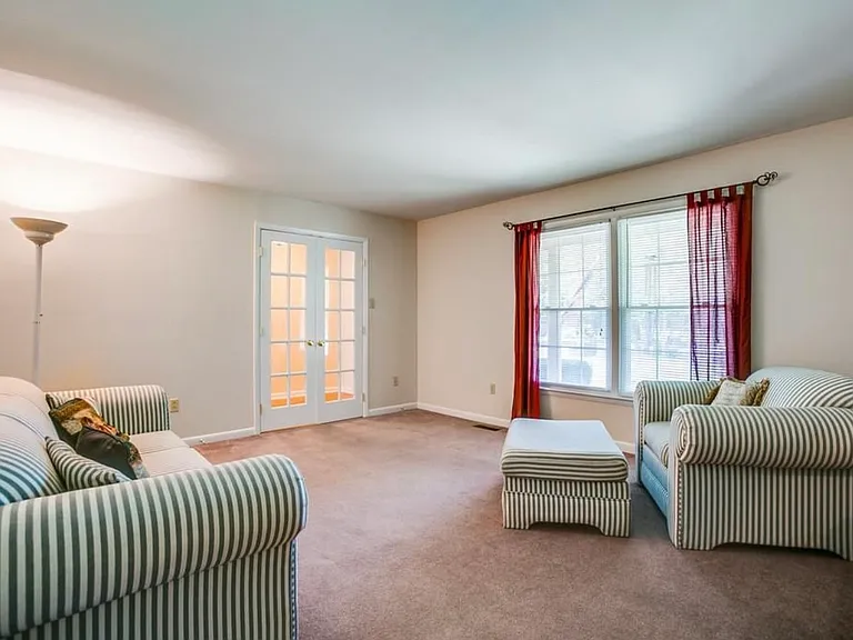 2548 Peace Pl — Photo 7