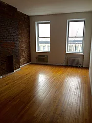 Rented by Acacia Realty