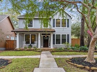 2 E Cottage Green St, Spring, TX 77382