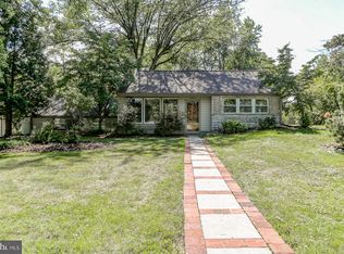 4305 Central Ave, Harrisburg, PA 17112