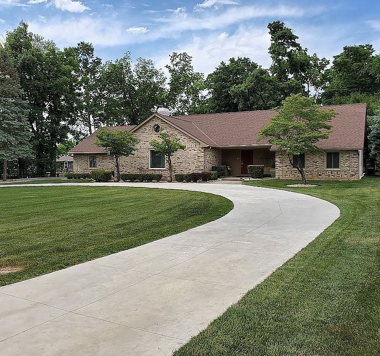 1st image of 434 Conestoga Dr