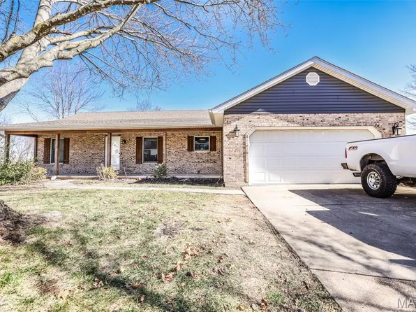 7 Jason Ridge Dr, Washington, MO 63090