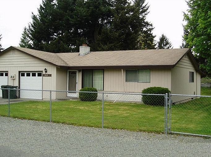 Front 1625 115th St S, Tacoma 98444