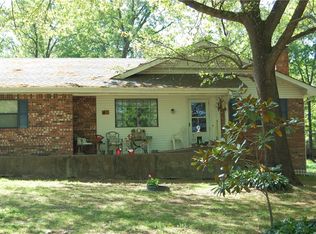 12681 E Tucks Chapel Rd, Rogers, AR 72756
