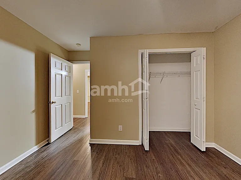 103 Homestead Ln — Photo 12