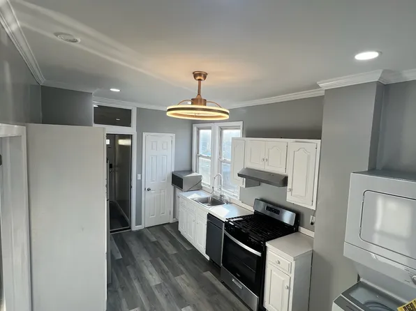 77 Laidlaw Ave #3, Jersey City, NJ 07306