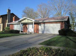 755 Ash St, Flossmoor, IL 60422