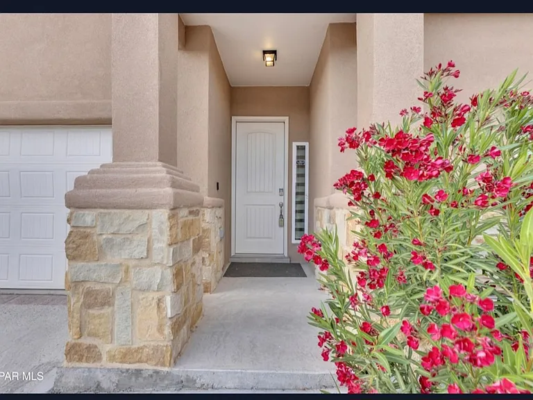 13729 Lago Vista Ave — Photo 44