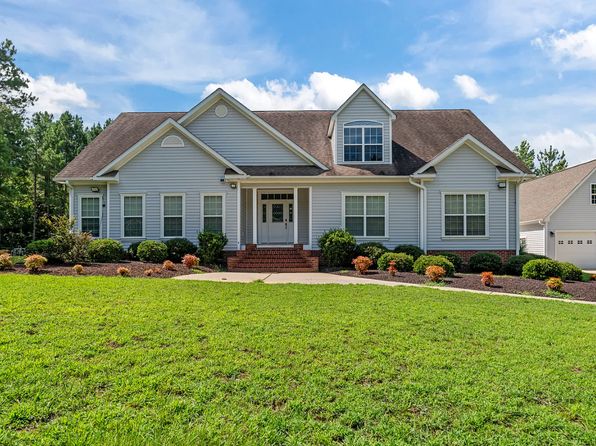 515 Governors Creek Ln