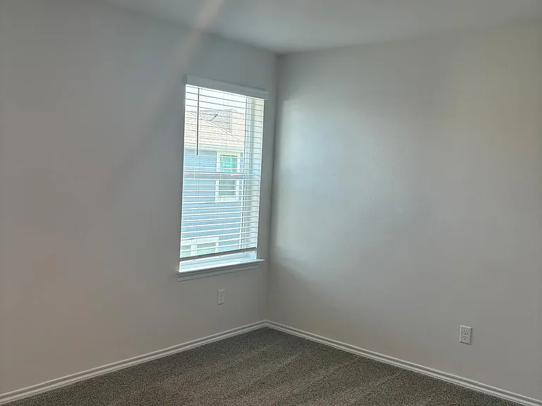 219 Tall Cedar Way — Photo 9
