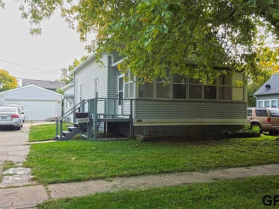 2nd image of 2505 D Ave