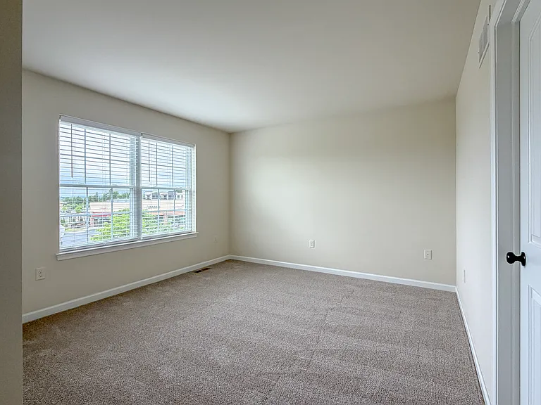 222 Blackford Blvd — Photo 13