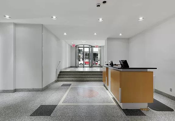 2nd image of 315 W 57th St APT 6H