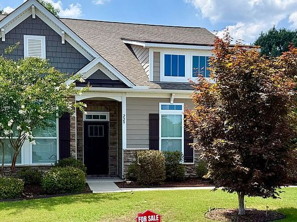 229 Hunters Hill Dr