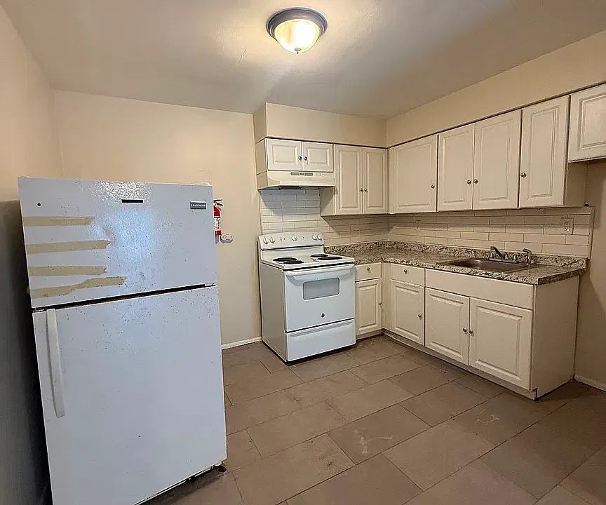 291 Wainwright St #16
