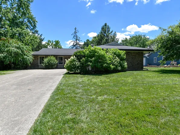 6831 Whisper Oaks Ct, Indianapolis, IN 46214