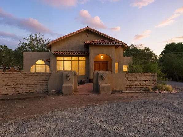 7406 Corrales Rd, Corrales, NM 87048