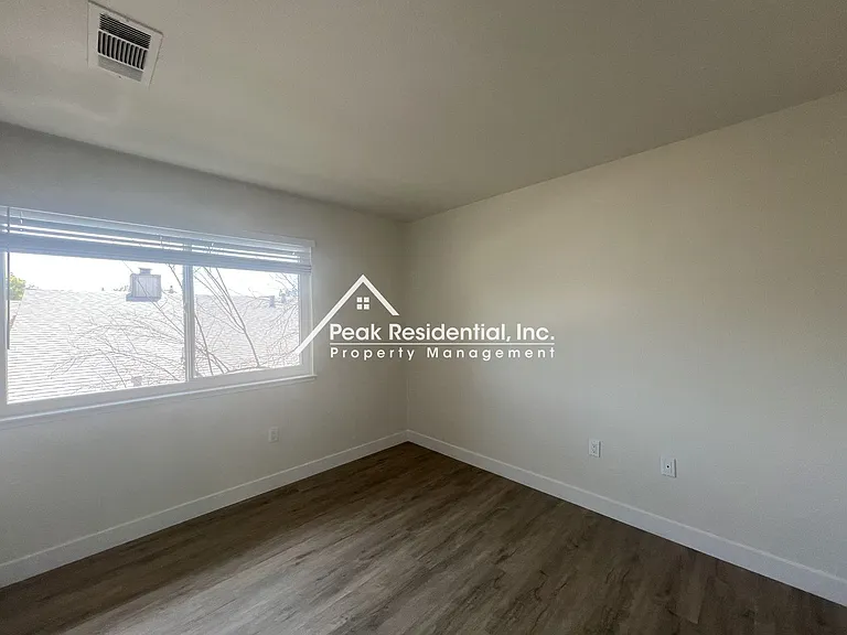 Gardenside Apartments — Photo 29