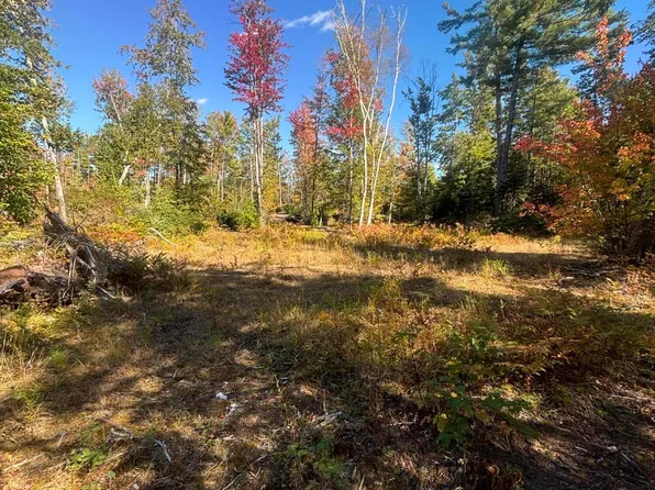 616 Peltoma Avenue, Pittsfield, ME 04967